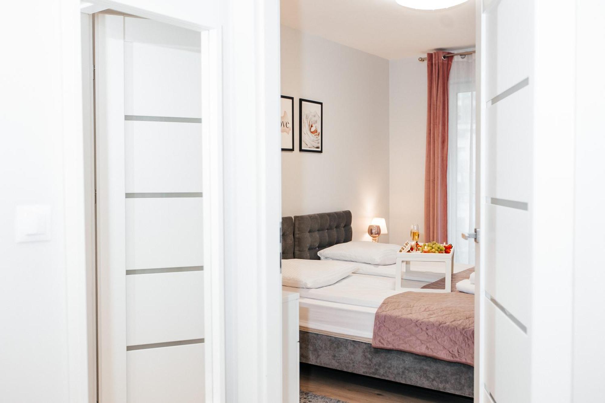 Maya'S Flats & Resorts 42 - Swietej Barbary Gdansk Exterior foto